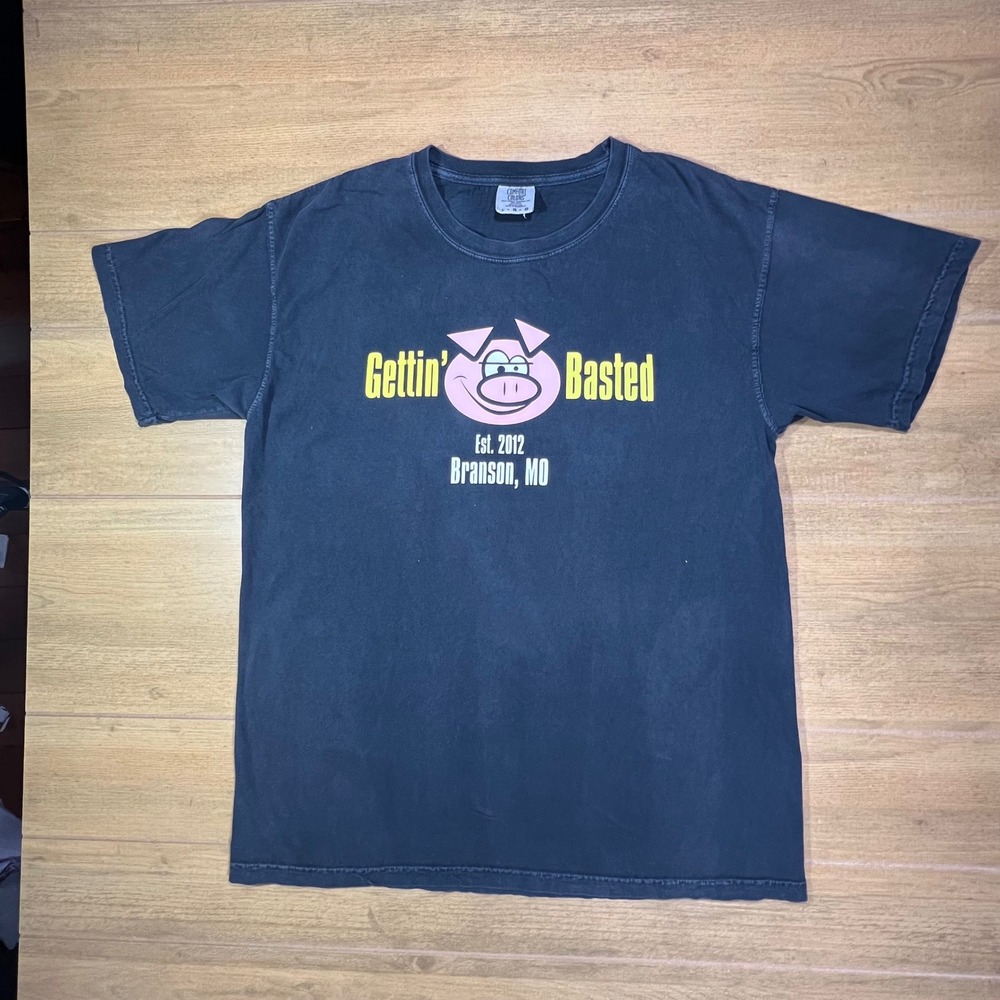Comfort Colors Gettin Basted Branson MO Pig Graphic T Shirt Size Large‎